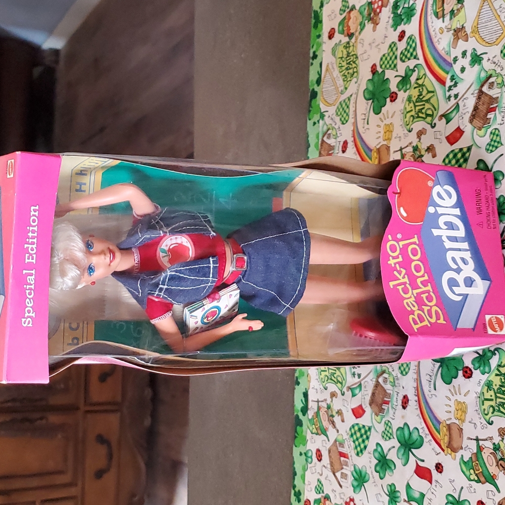 Back to school Barbie